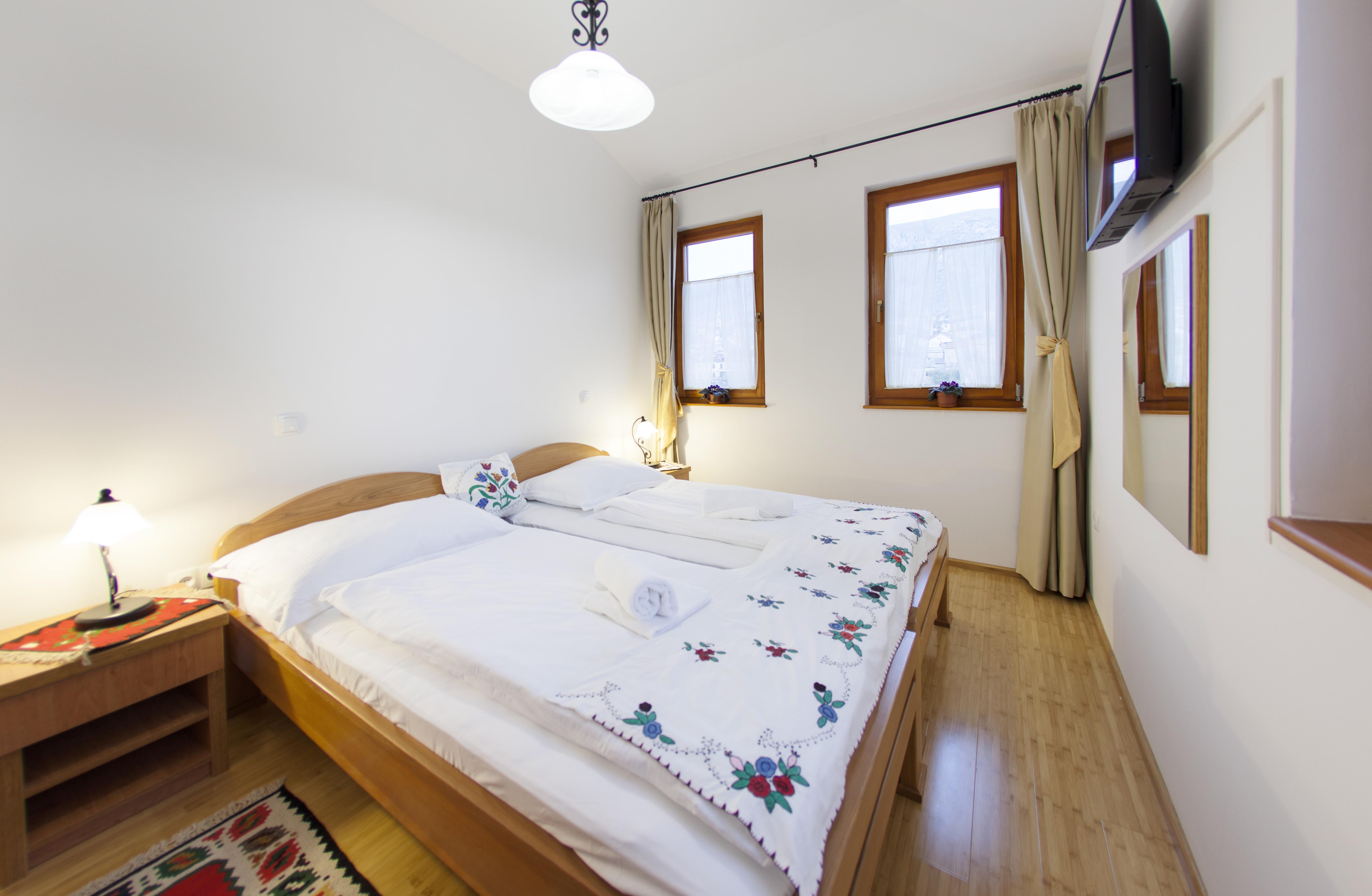 Hotel Almira Mostar Buitenkant foto